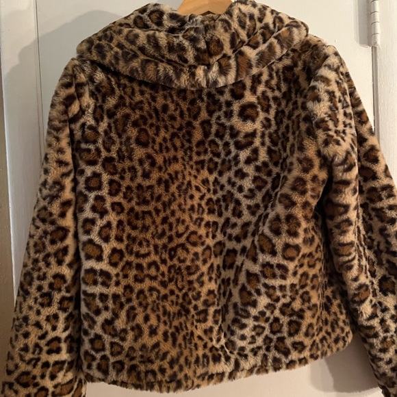 Wild Fable leopard print faux fur - Picture 3 of 3